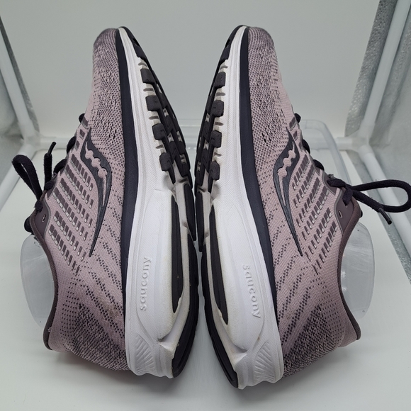 - WOMEN'S Saucony Ride 13 PWR Run Size 9.5,Purple Shoes - Picture 6 of 9